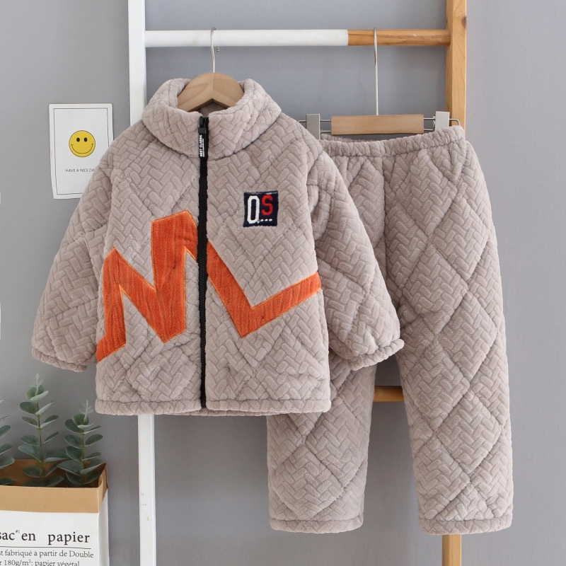 男童睡衣男孩秋冬季珊瑚绒三层夹棉中大童女童女孩加厚款保暖套装