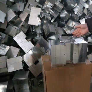 桁架配重盒子空飘配重盒子砝码盒子水泥盒子铁皮盒子增重块空飘盒