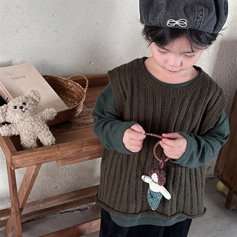 暮晨家新款春装2025男童镂空毛线衣马甲中小童森系复古背心针织衫