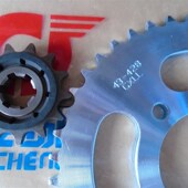 金城链盘摩车新天枭J大小链轮牙盘链条三件链