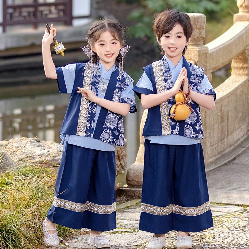 六一儿童壮族服饰少数民族夏季套装男女孩苗族幼儿园舞蹈表演服装