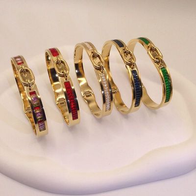 钛钢新款五个颜色金色弹簧开口手镯彩钻红绿黑白手饰设计款