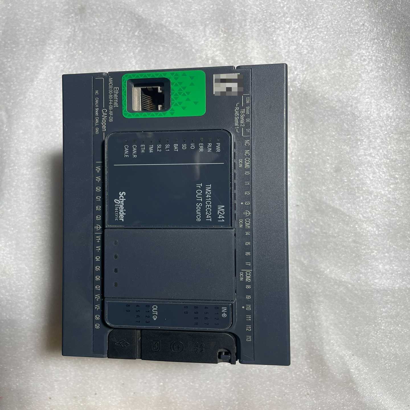 【议价】PLC、TM241CEC24T、成色如图。