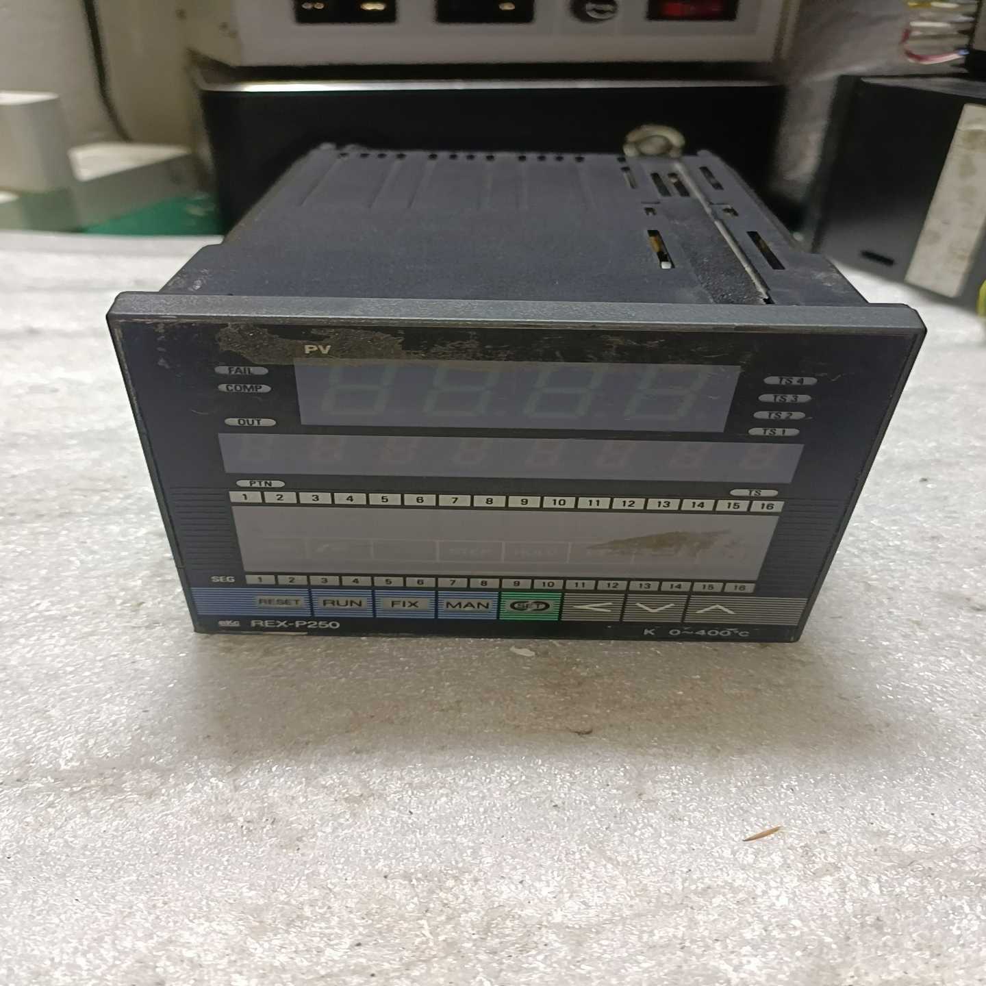 询价RKC温控器REX-P250实物图