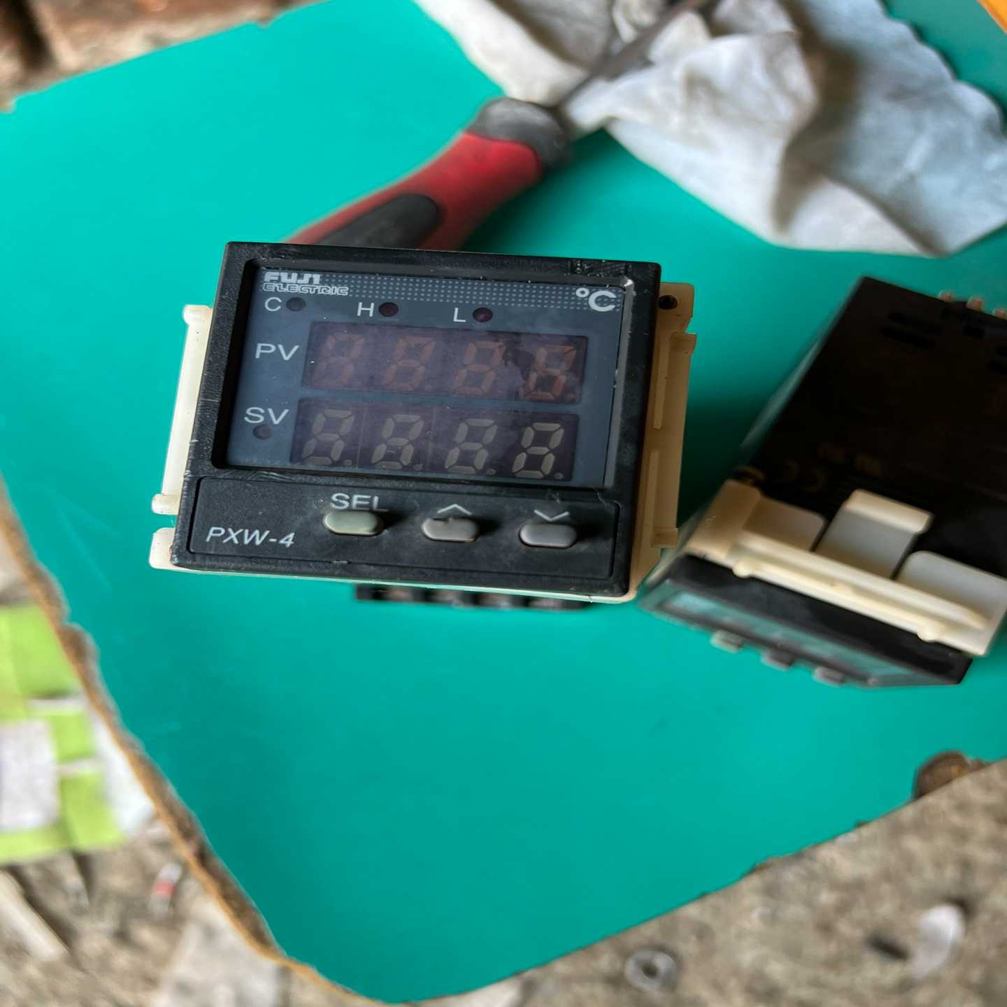 富士温控表PXW4TAY2-1000-A，询价