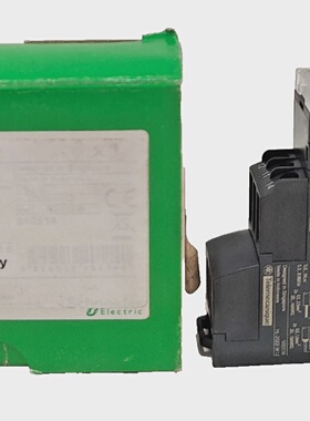 *New in Box* SCHNEIDER ELECTRIC RM17UBE15 VOLTAGE MONITORING