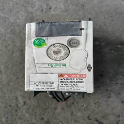 拆机施耐德ATV12H075M20.75KW原装变频器一--议价商品
