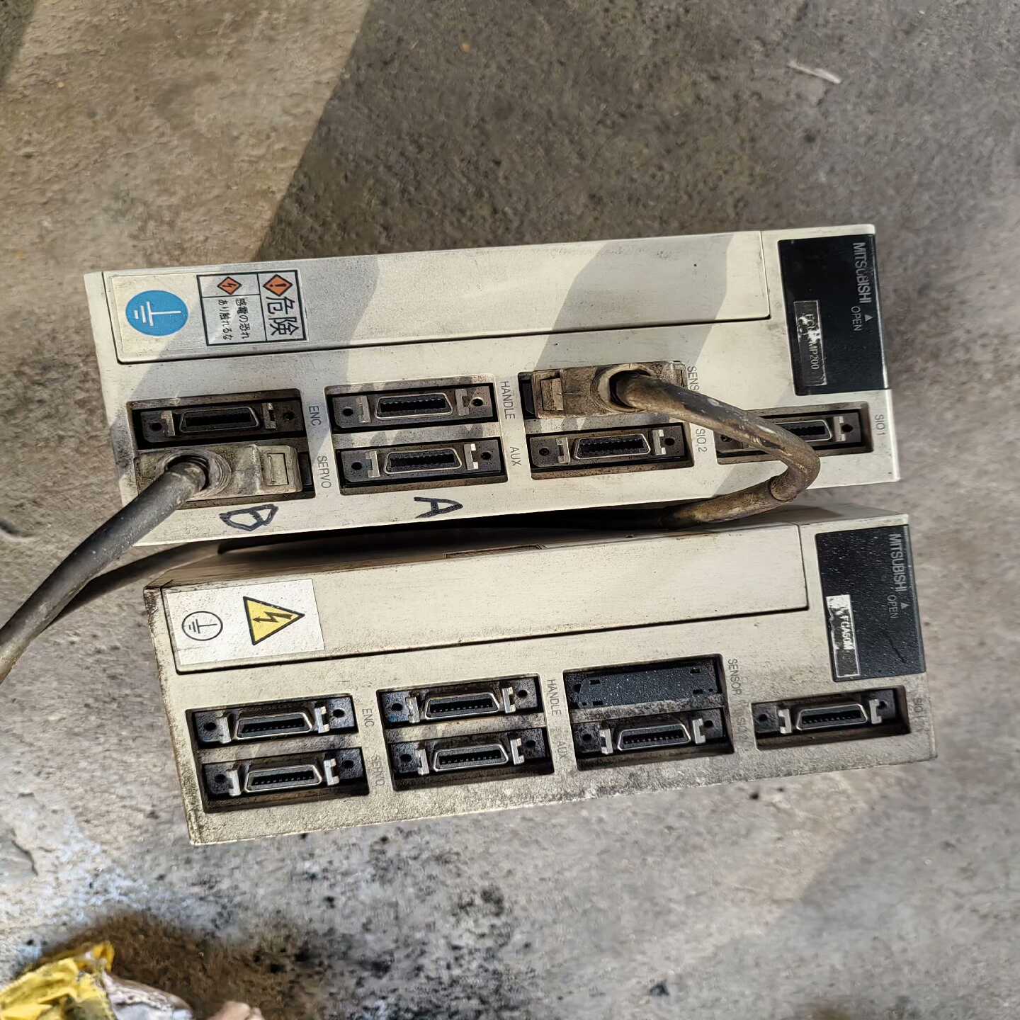 三菱FCA50M控制单元，主机拆机，功能完好。附送原装拆机电--议价