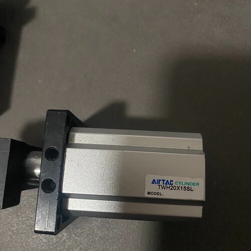 全新正品阻挡气缸型号TWH20x15SL议价