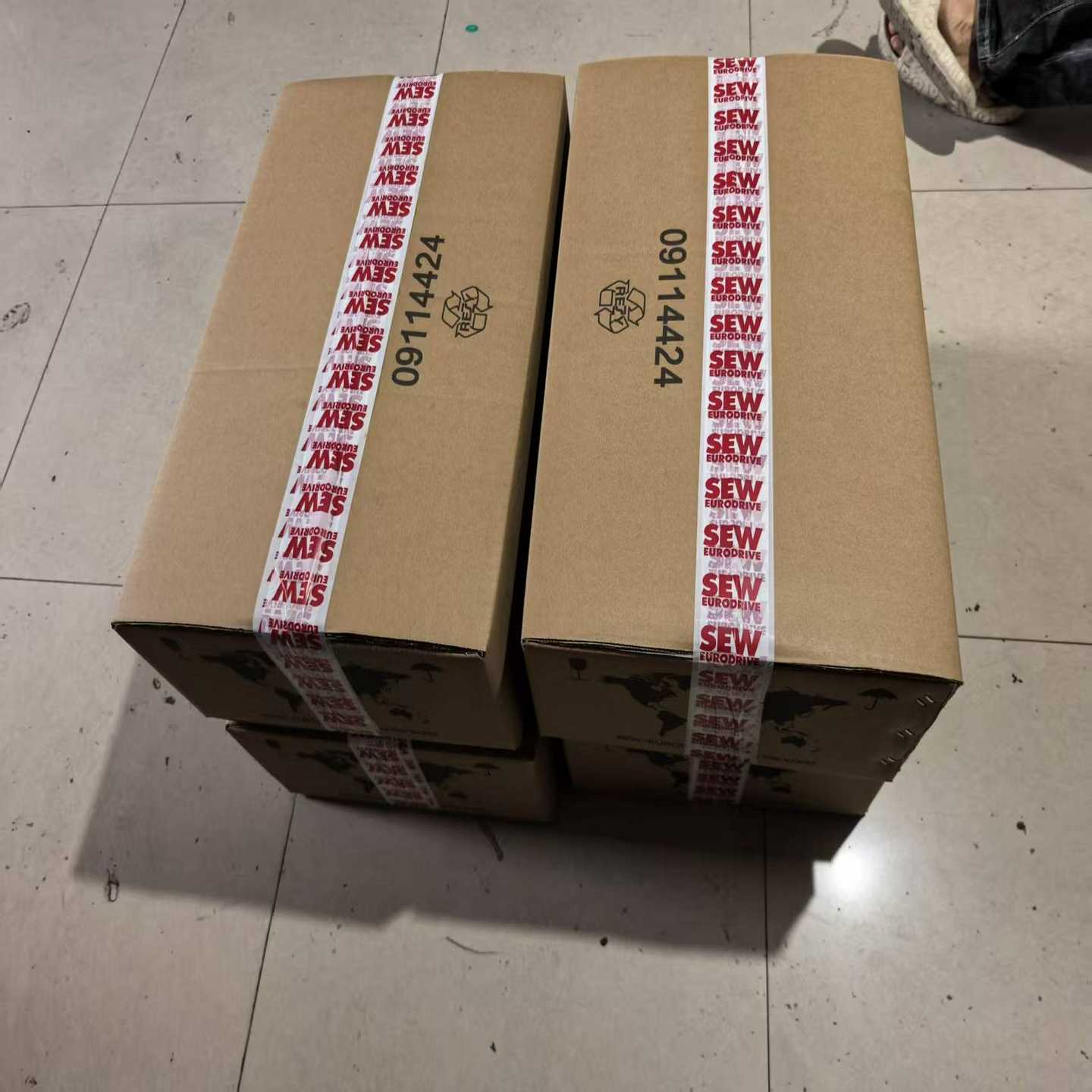 SEW变频器PHC11A-T020M1-W42A-A1全新M-议价