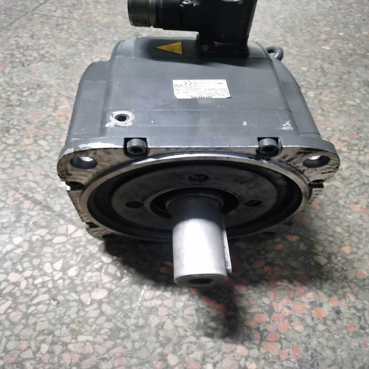 1FK7101-2AC71-1RA0/1伺服电机机体！询价