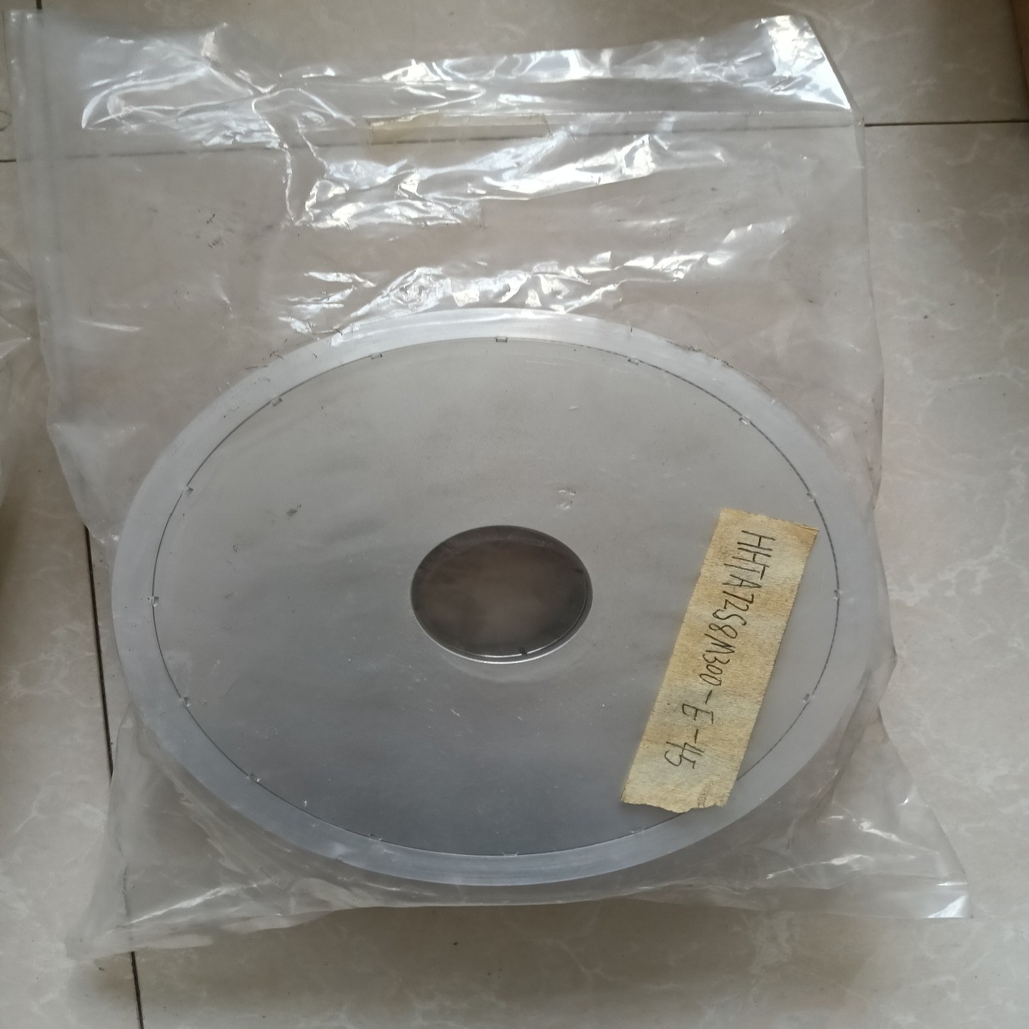 【请询价】HHTA72S8M300-E-45 2个全新库存样子如图