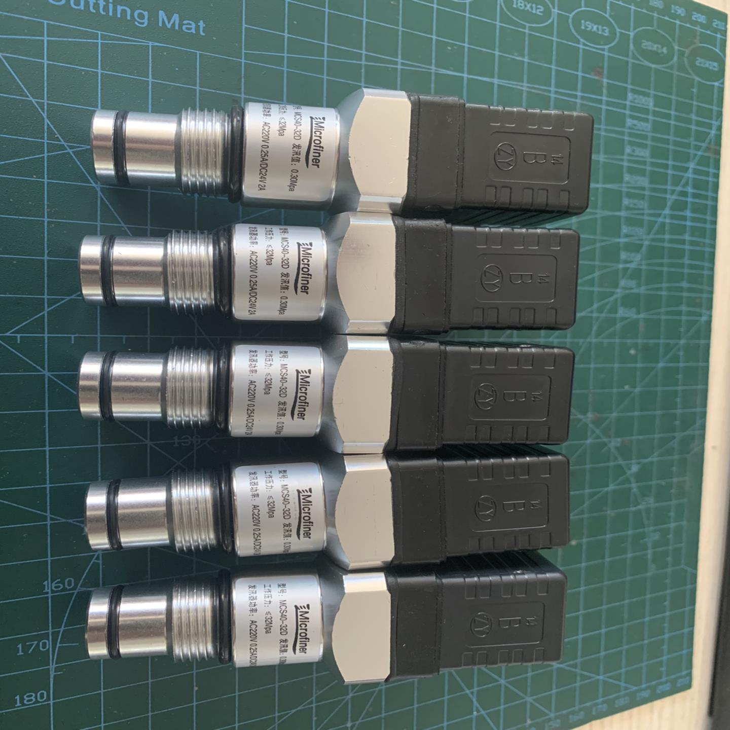 售前询价MCS40-32D压差发讯器现货供应