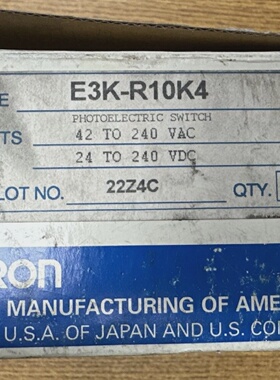 OMRON E3KR10K4 PHOTOELECTRIC SWITCH 42240VAC 24240VDC **NEW