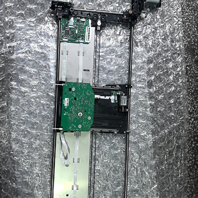 QUUM 30524007 ROBOT PICKE议价