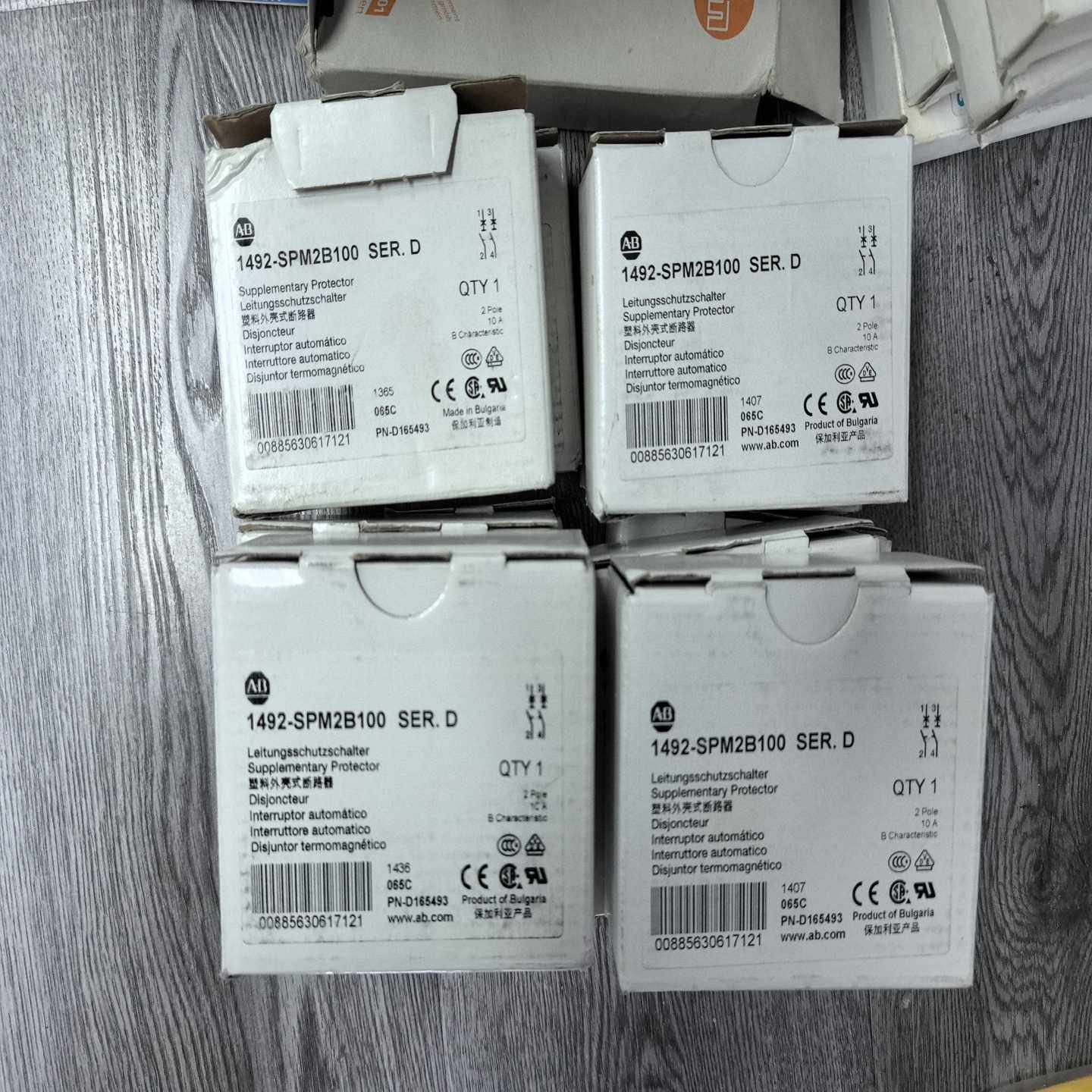 罗克韦尔AB全新断路器1492-SPM2B100 全新原装正{议价}