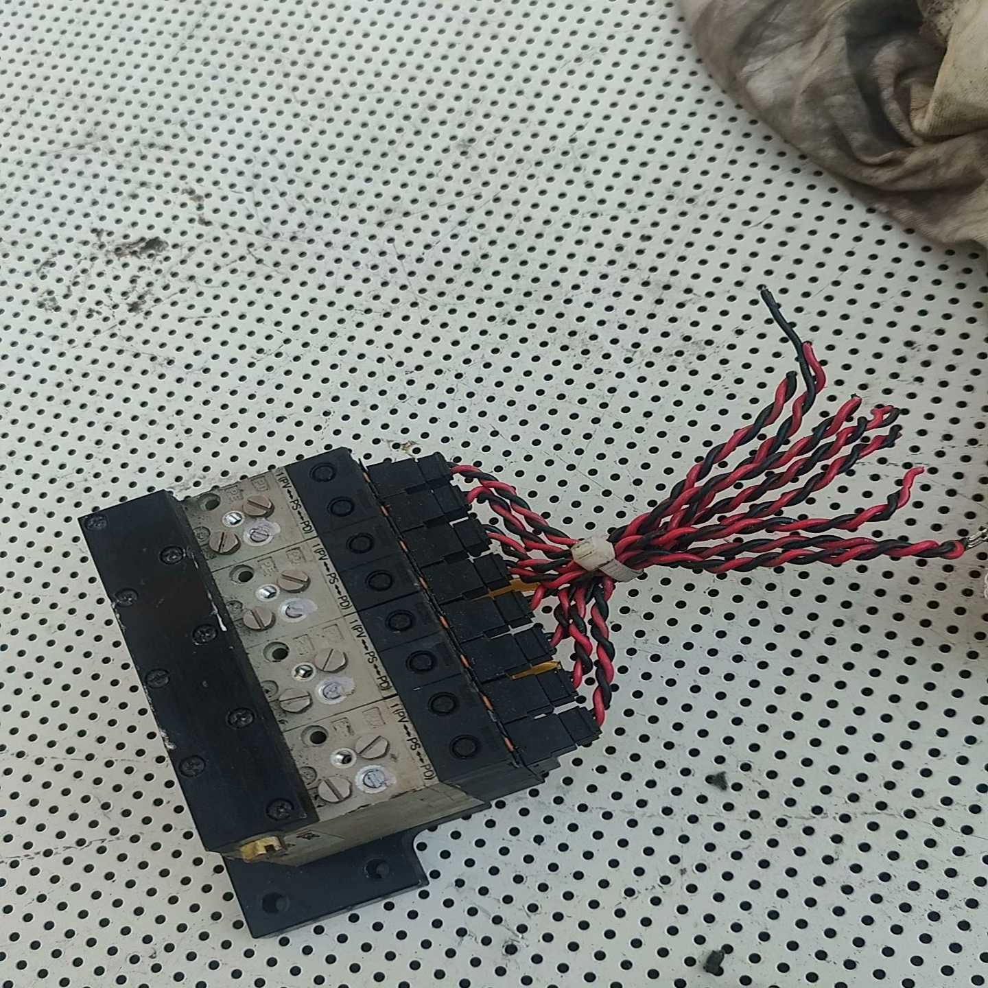 (重工机械)M真空电磁阀1-16线圈VJ114-6都