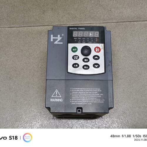 寻X拆机上海红旗泰变频器RF300A2R2G4
