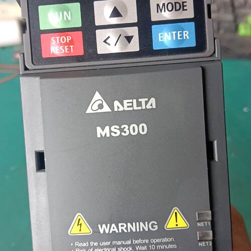 3582#，三相1.5KW380V，台达MS300变频器，型议价