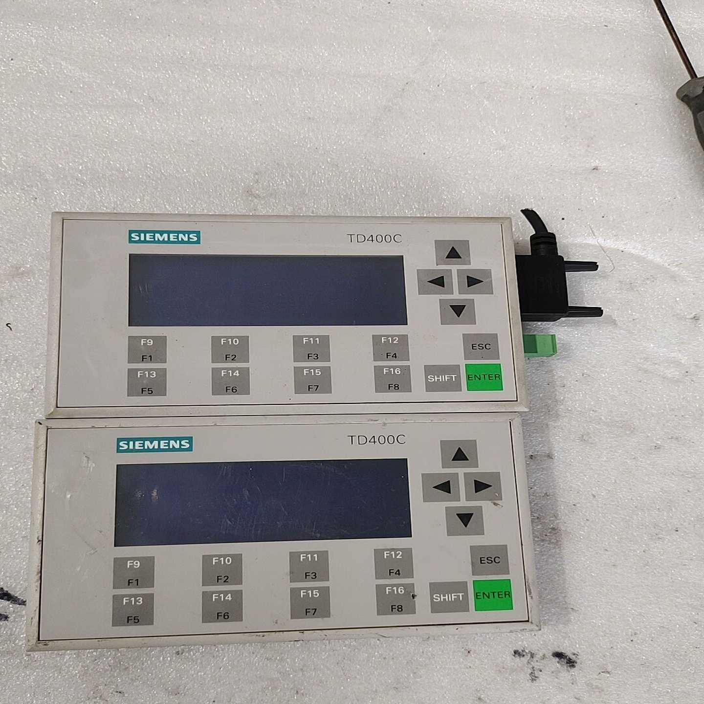 议价拆机西门子文本6AV6640-0AA00-0AX0，实物