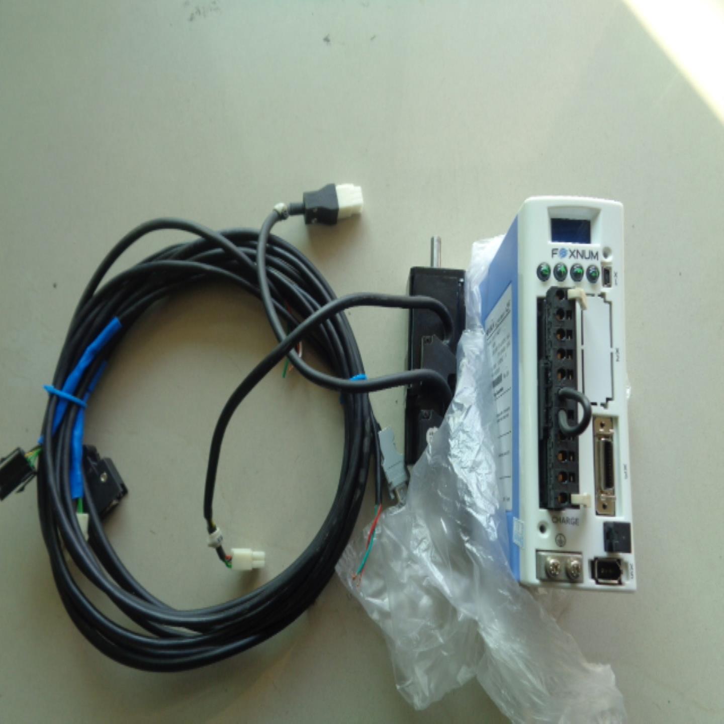 台湾FOXNUM 42伺服套餐 DXFE11240011+BPTA001GAA6C1 100W 配线