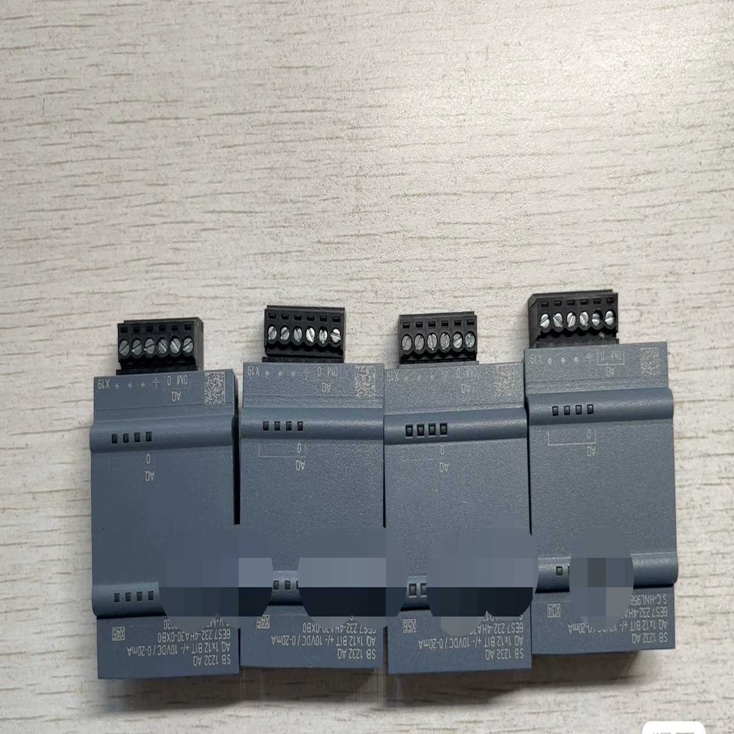6ES7232-4HA30-0XB0，2个，现货，橙色新功能--议价商品