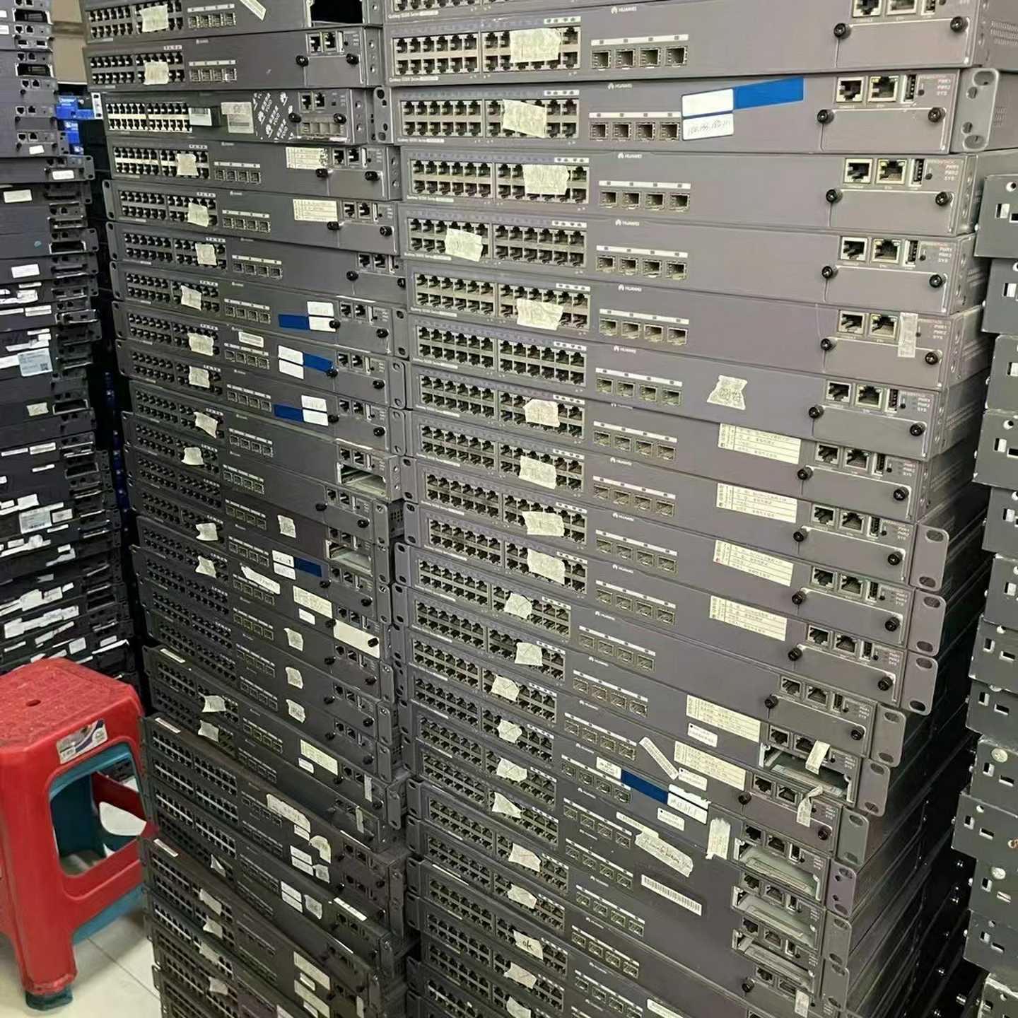 Huawei/华为 S5328C-SI 24口千兆电4个SF~议价