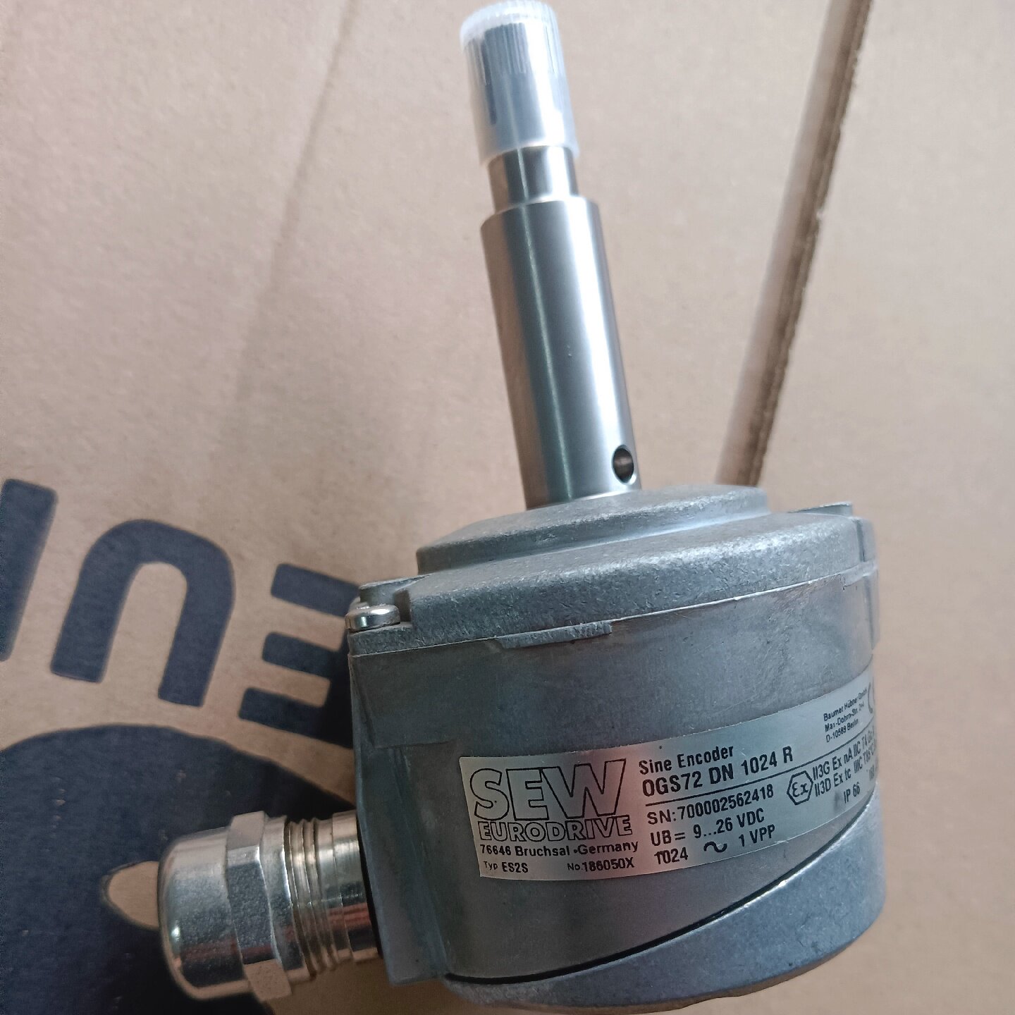 供应SEW赛威ES2S OGS72 DN 1024 R货号186050X德国原装进口电机编