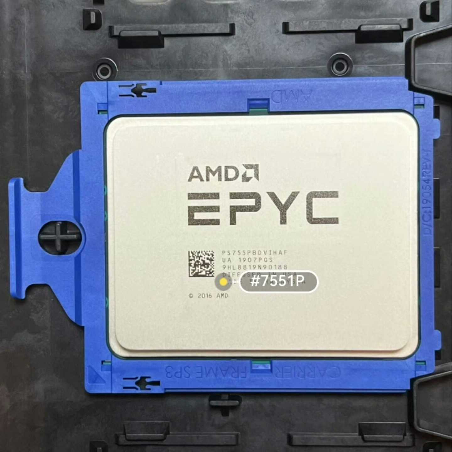 AMD霄龙EPYC全新7551PCPU32核64线程--议价商品