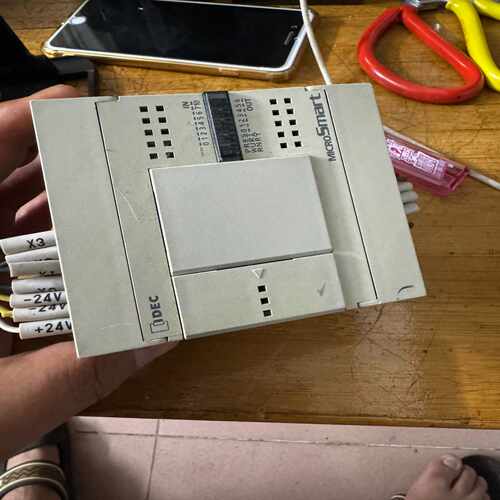 FC4A-C16R2和泉PLC成色如图.询价