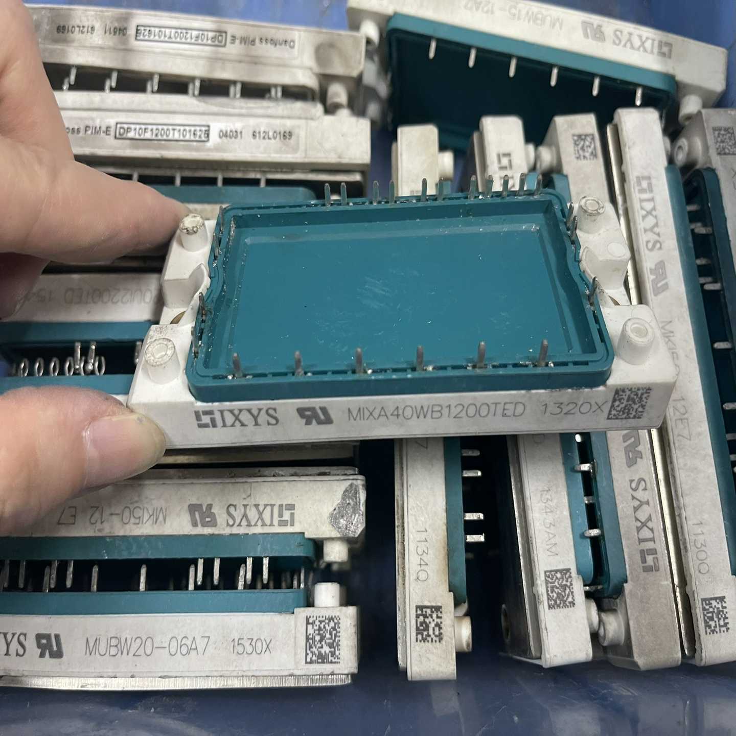 MCNA120UI2200TED MIXA200RF1200~询价