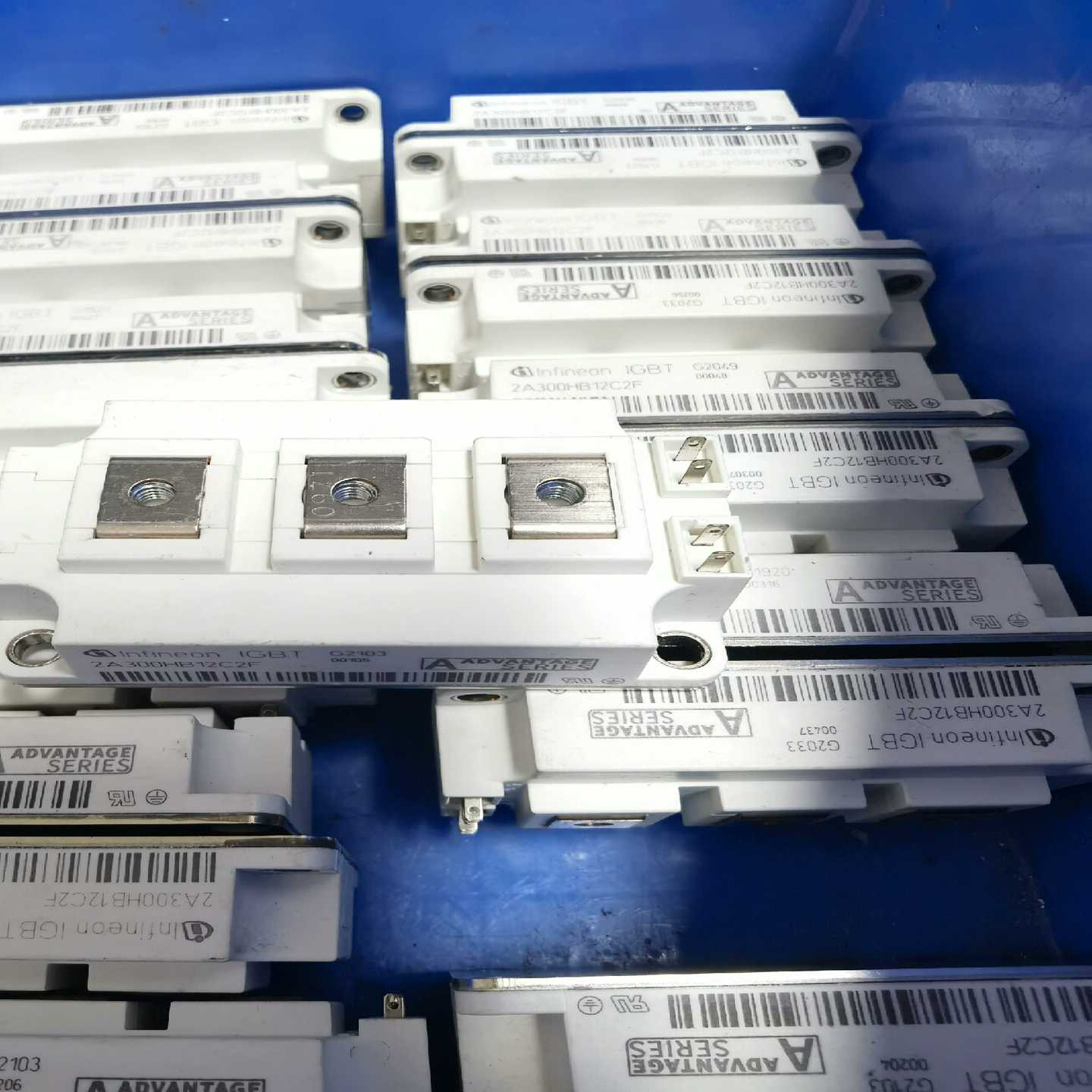 2A300HB12C2F2A200HB12C2F2A40询价