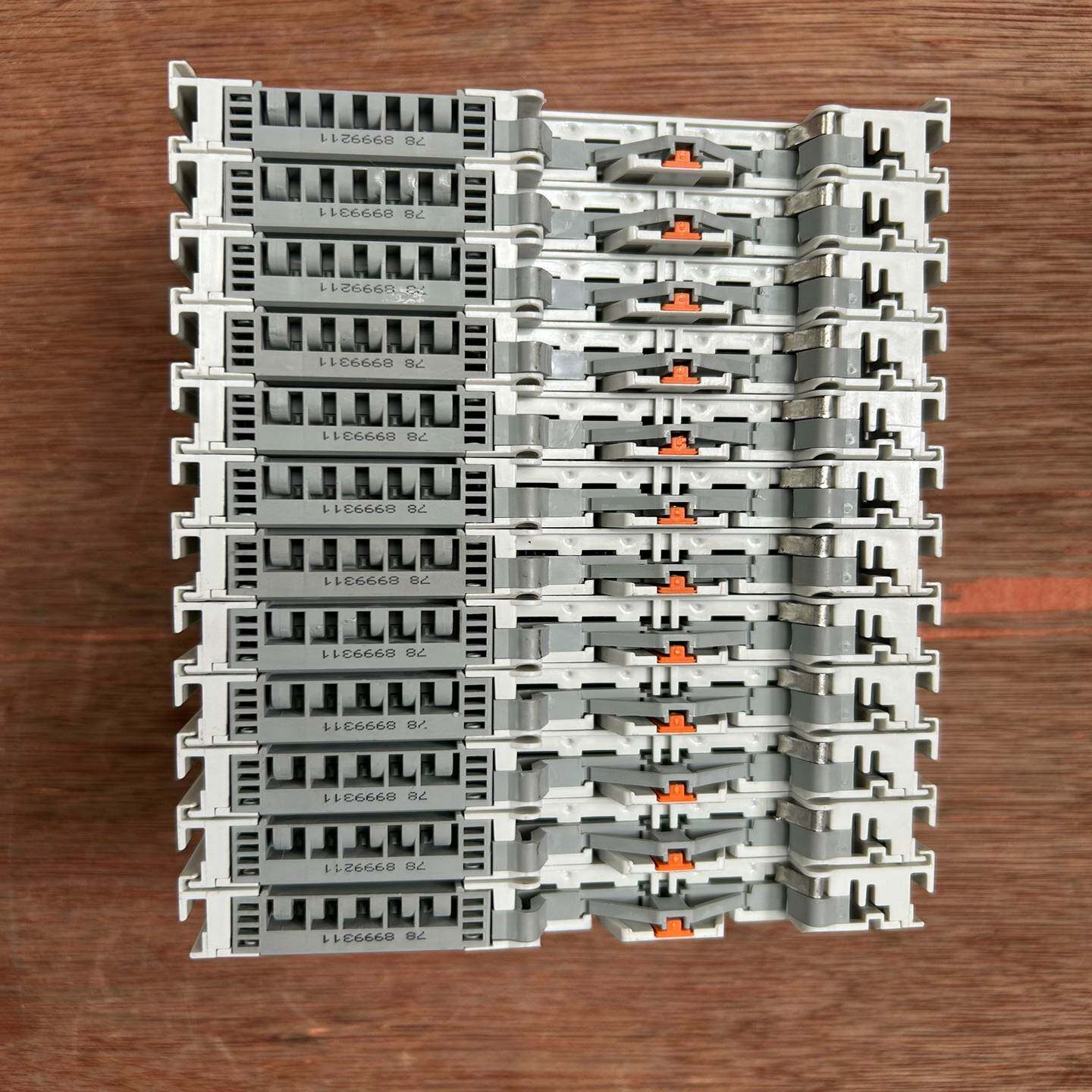 万可750-653模块，拆机现货，功能包好，成色不错，实物图--议价