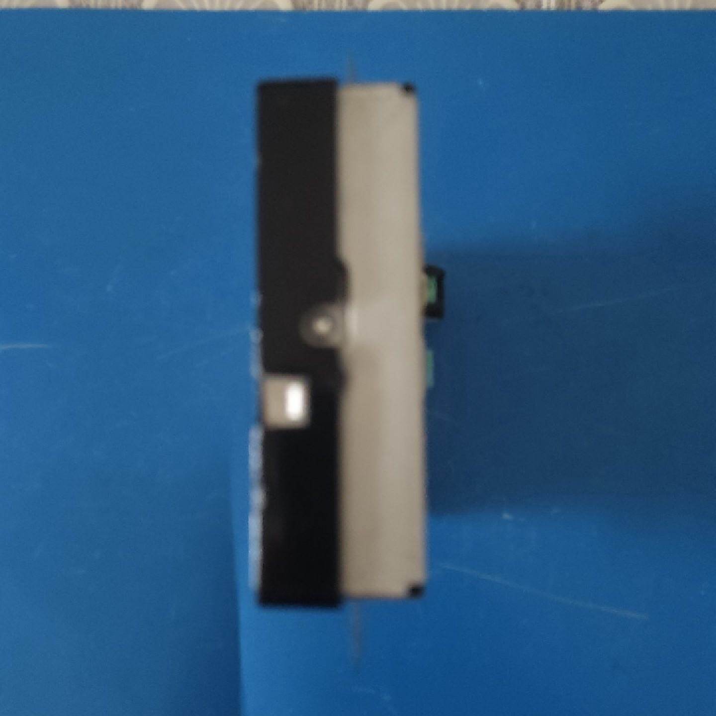 议价别克GL8胖头鱼原车显示屏型号9040556拆机闲置功可维修