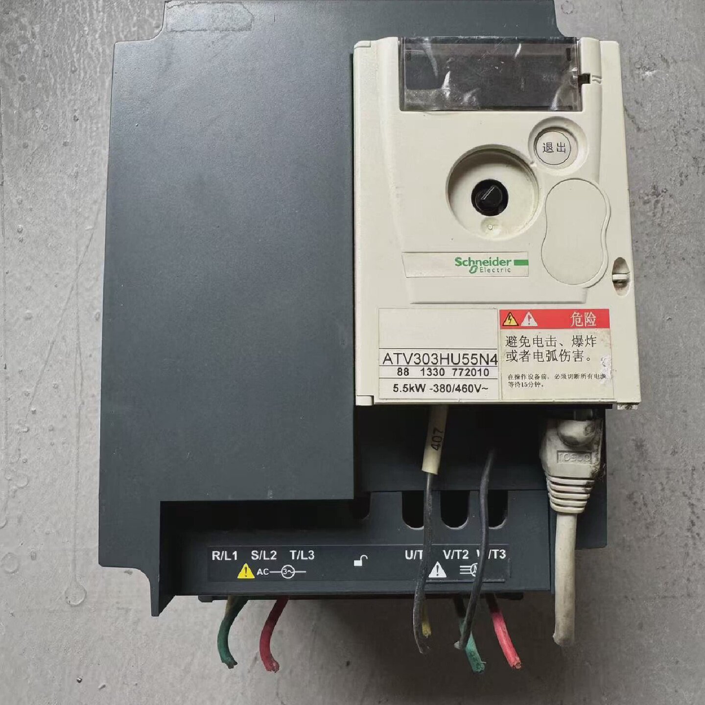 议价施耐德变频器型号ATV303HU55N45.5KW二议价