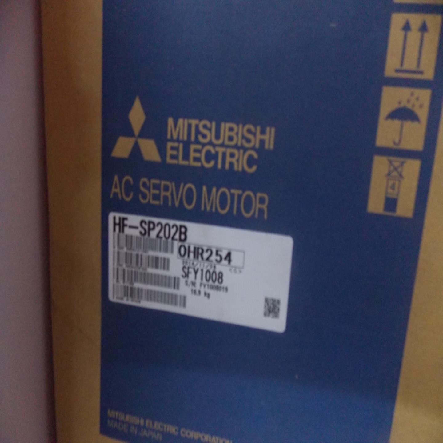 全新原装MITSUBISHI三菱伺服电机 HF-SP202B  实物拍摄