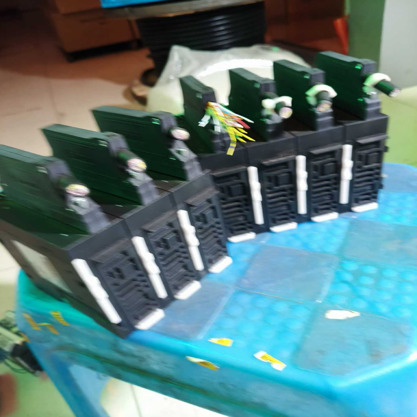 汇川PLCAM600-3200END有7个，95新以上，询价