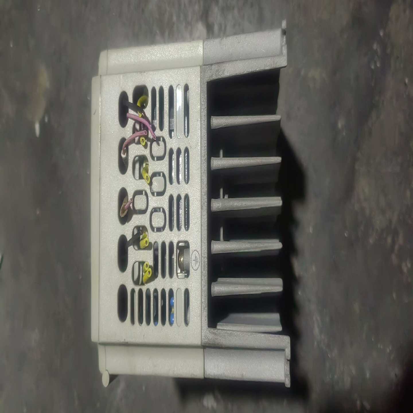 议价拆机艾默生电梯门机专用变频器，TD900-2S000v7G，现货/维修