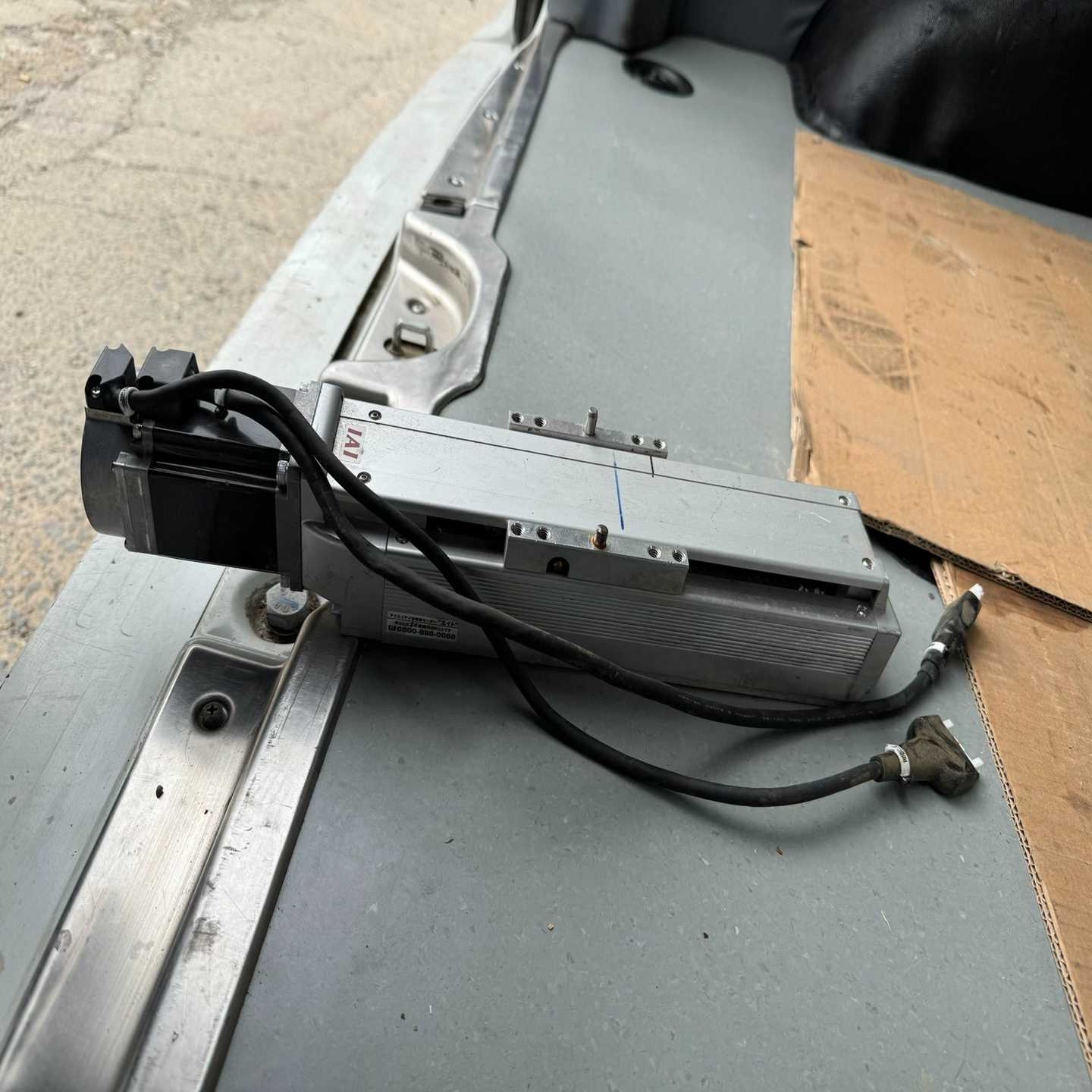 日本IAI电动滑道RCS3-CT8C-A-400-30-10--议价商品