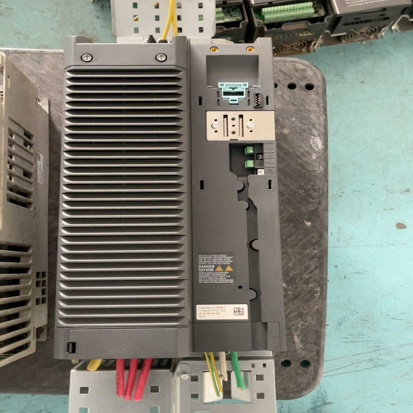 议O价西门子变频器6SL3210-1PE27-5UL037K现货/维修