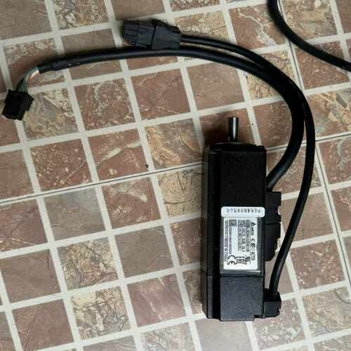 咨询-台达ASD-B2-0121-B驱动器，实物实图，功能。