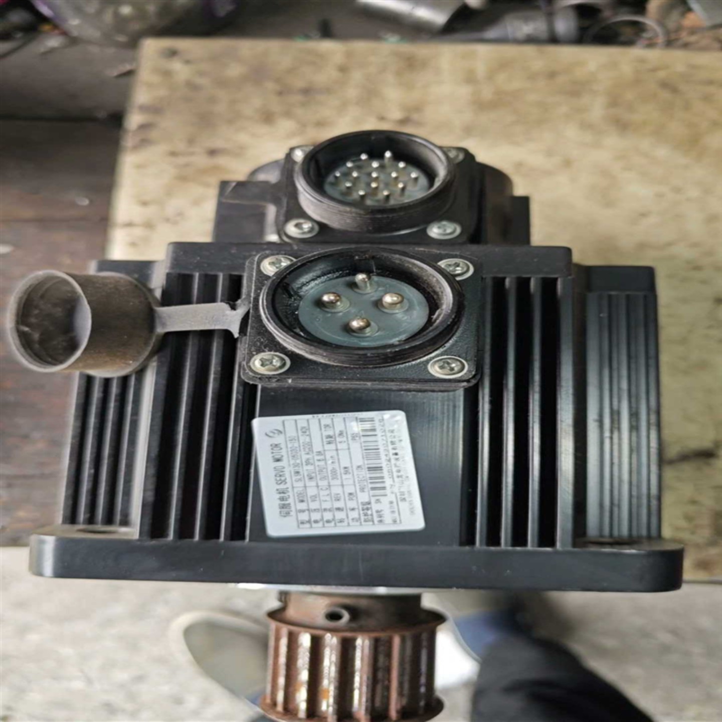 售前询价山龙SLSM130-05030-150兼容电机包好基于电子