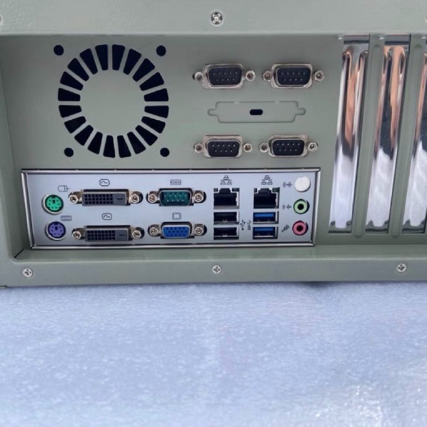 询价-研华工控机I74790CPU16G内存512G固态图片