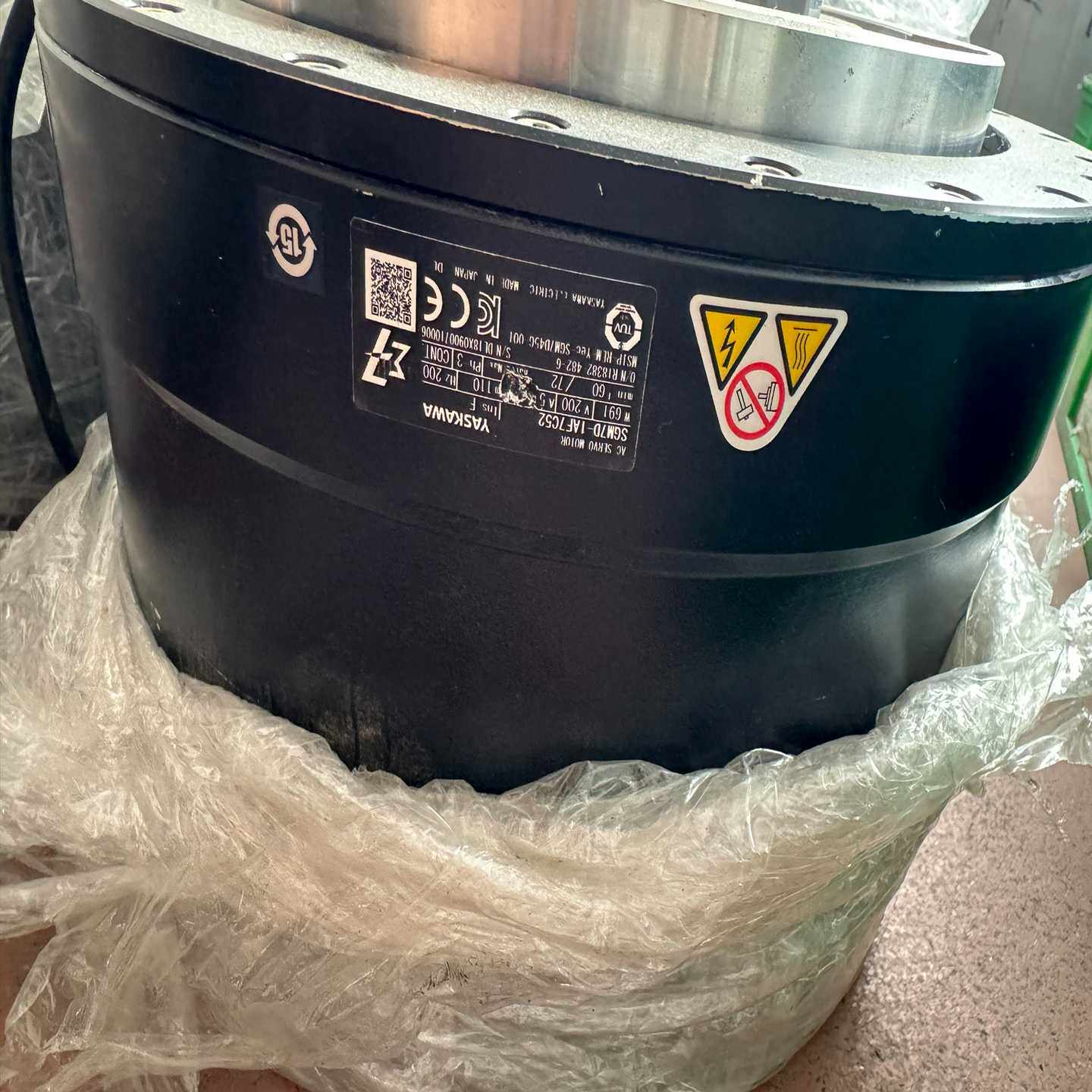 SGM7D-1AF7C52安川滴滴马达2手（零零电子）