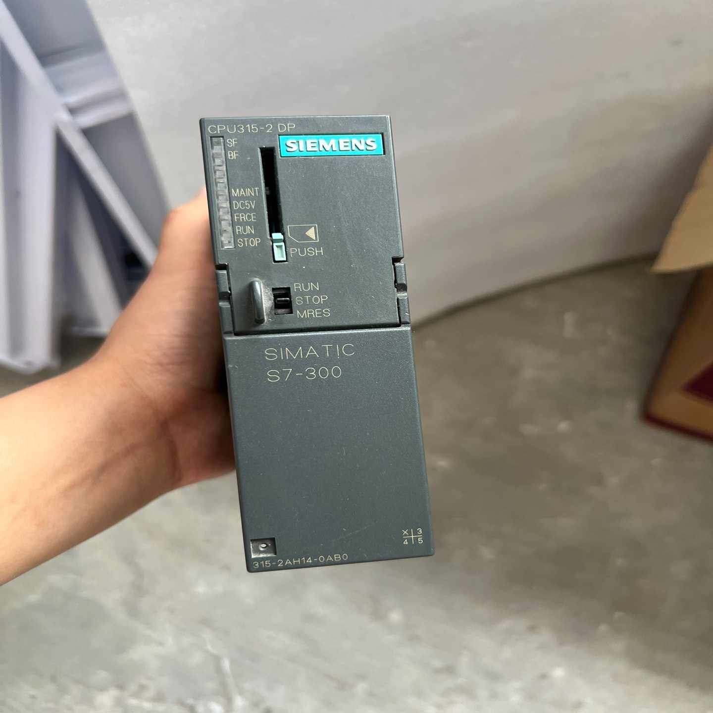 西门子SIMATICS7-300CPU315-2DP，--议价商品