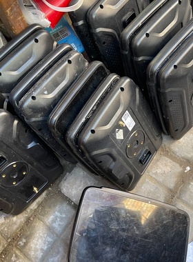 【议价】博创联动农用机器配件EM9010等10台左右吧有搞的