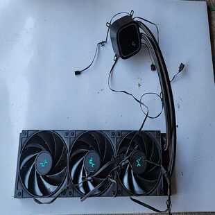 九州风神360水冷风扇，散热器有掉漆，成色实拍，正常使用--议价