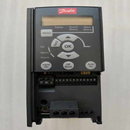 议价丹佛斯变频器132F0020  1.5KW