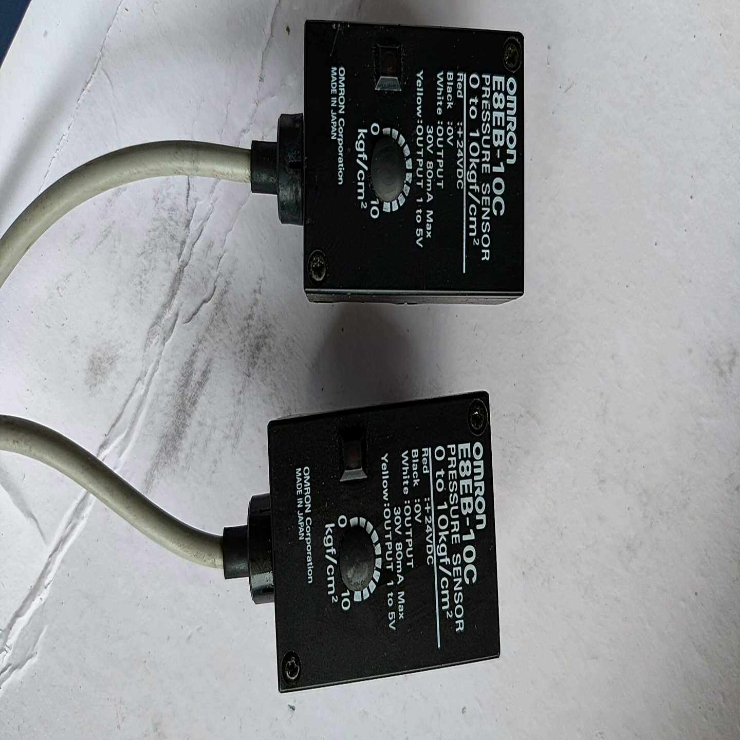 询价拆机件欧母龙8-1功能完好，实物拍摄成色如图！