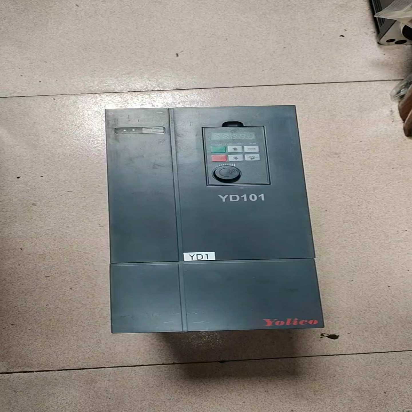 的一个优利康YD101-07P5-T4变频器，功率7.5询价